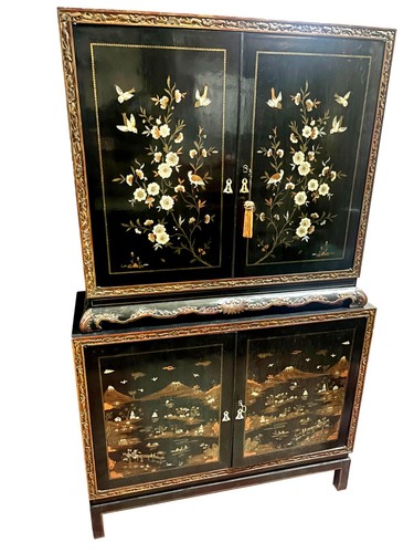 Meuble bar laqué avec - de,
