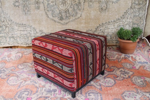 Pouf kilim oriental fait main